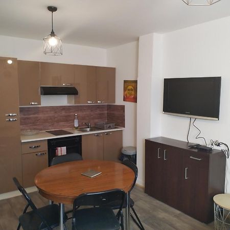 Studio Proche De La Gare Et Du Centre Ville Châlons-en-Champagne Екстериор снимка