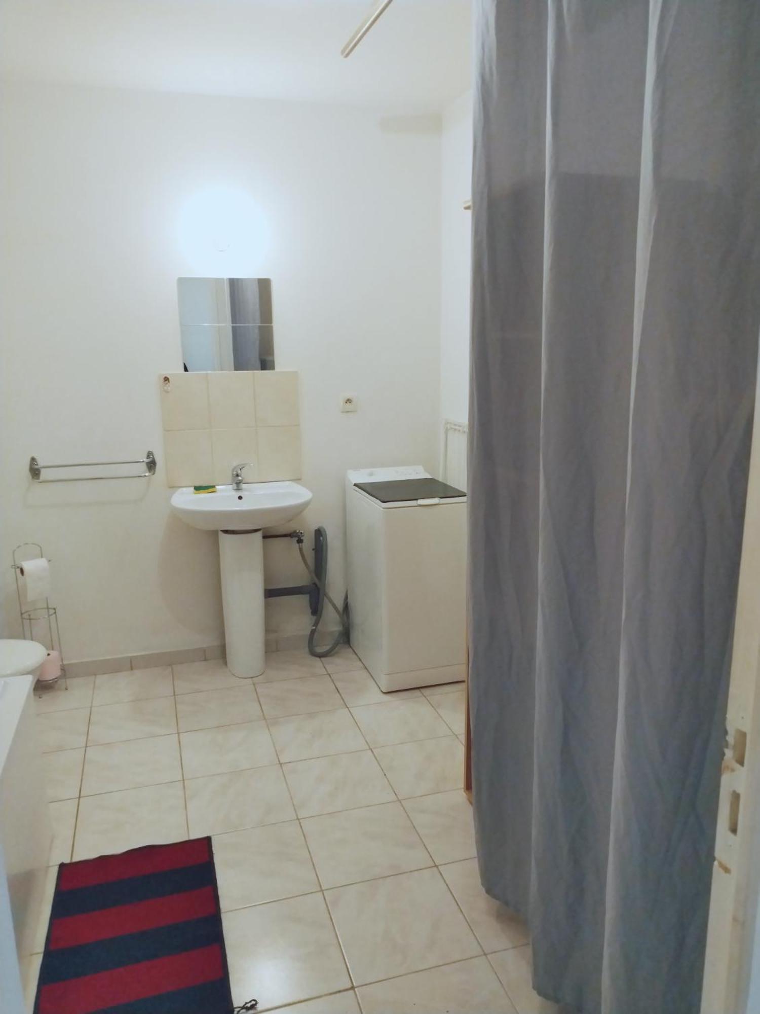 Studio Proche De La Gare Et Du Centre Ville Châlons-en-Champagne Екстериор снимка