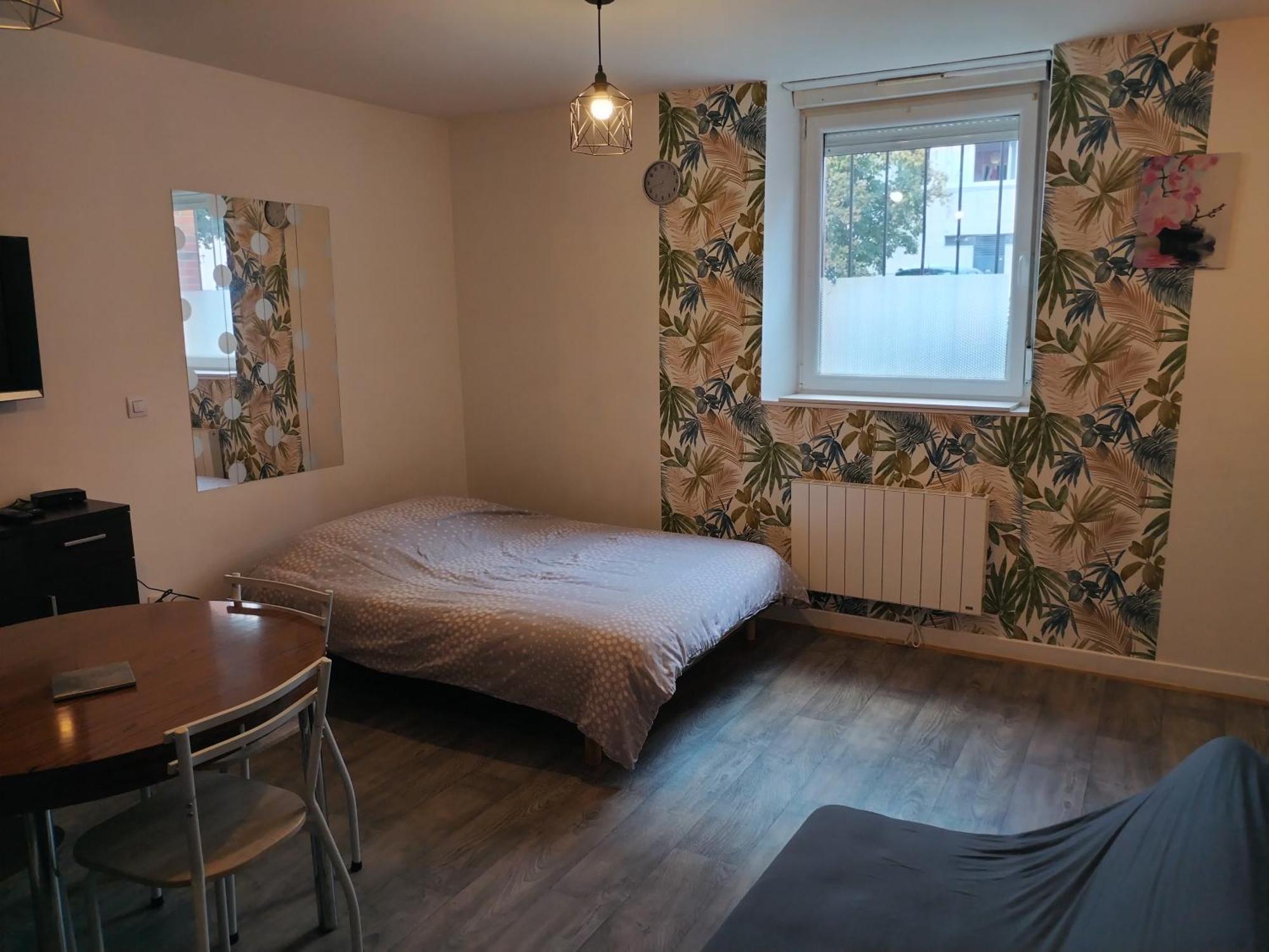 Studio Proche De La Gare Et Du Centre Ville Châlons-en-Champagne Екстериор снимка
